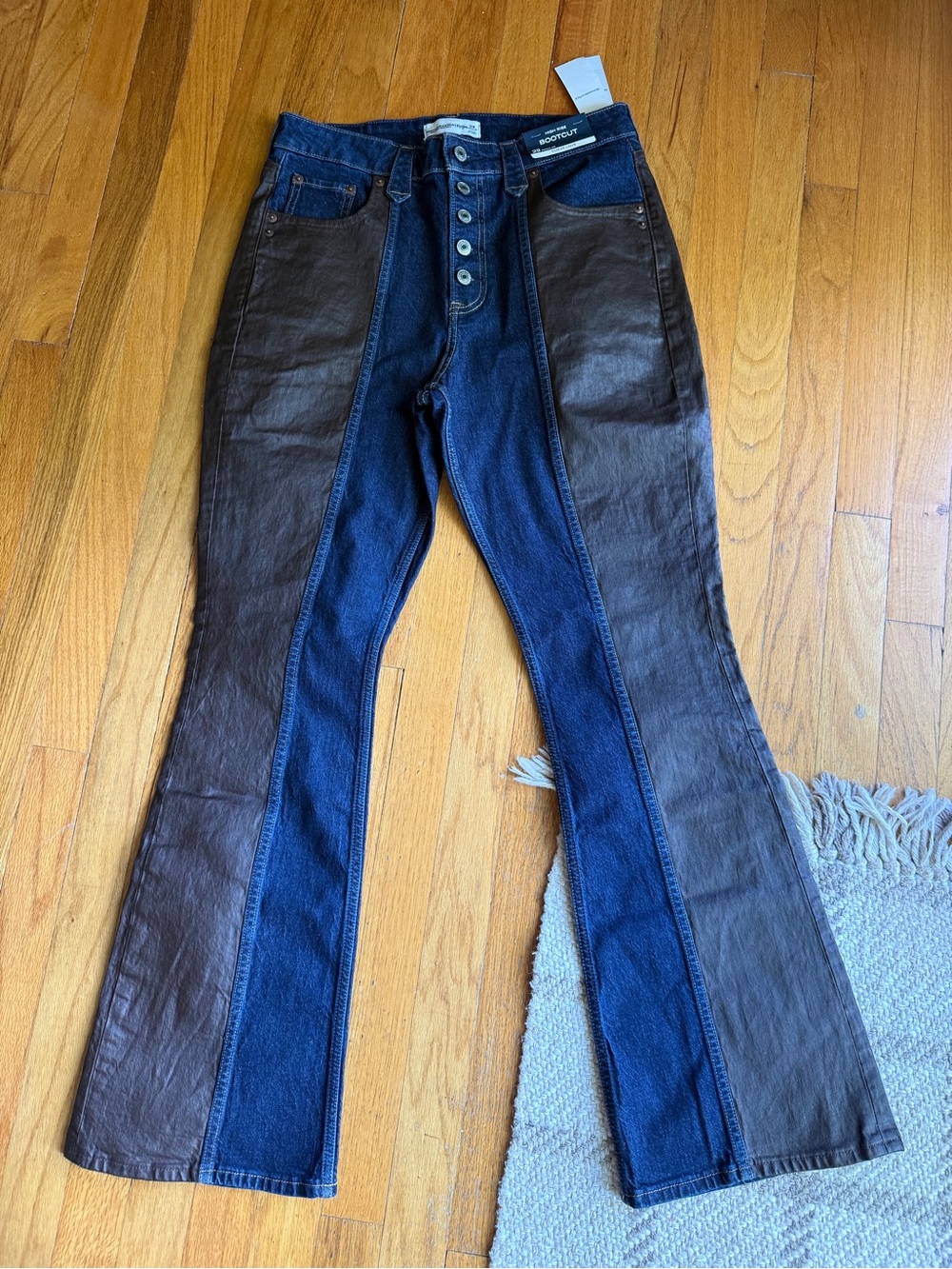 NWT Abercrombie & Fitch x Kemo Sabe High Rise Bootcut Jeans 29 Reg Curve Love